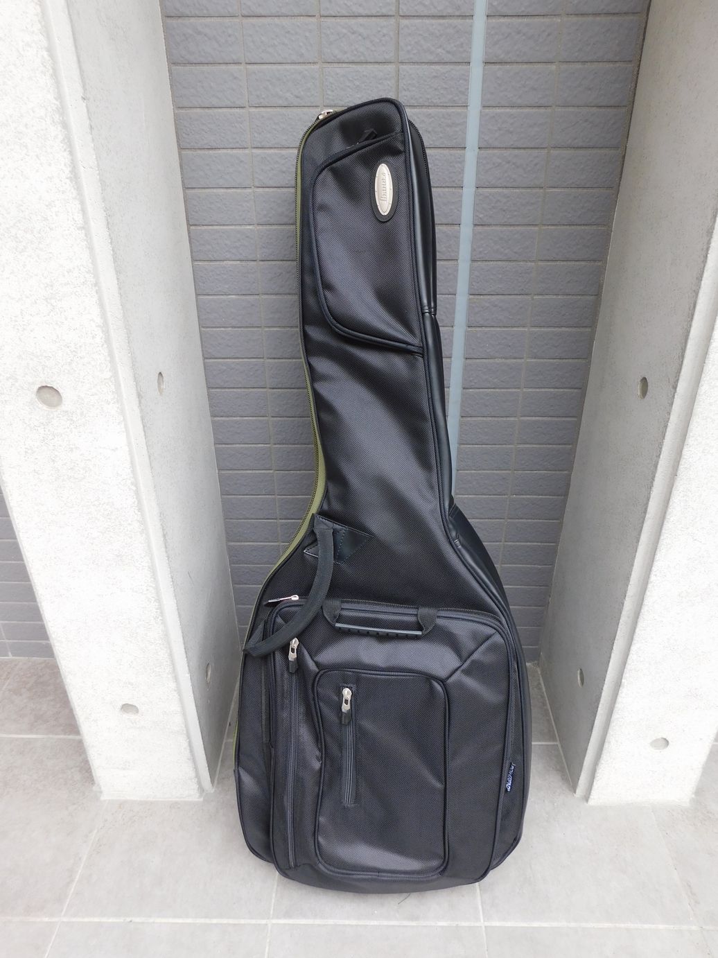 中古　Ibanez アイバニーズ　IGB2621　ジョイント方式の2本収納可能バッグ