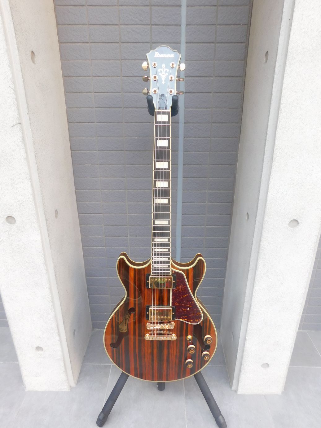 中古　Ibanez アイバニーズ AM93ME-NT　セミアコ　ソフトケース付き