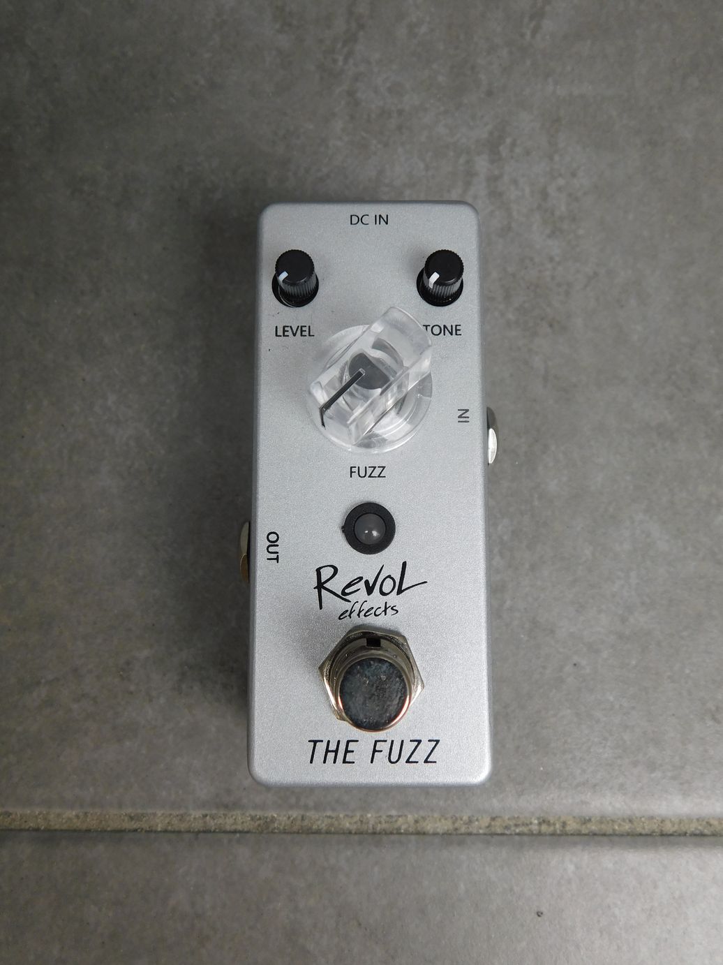 中古　RevoL effects レボル THE FUZZ EFZ-01 ファズ