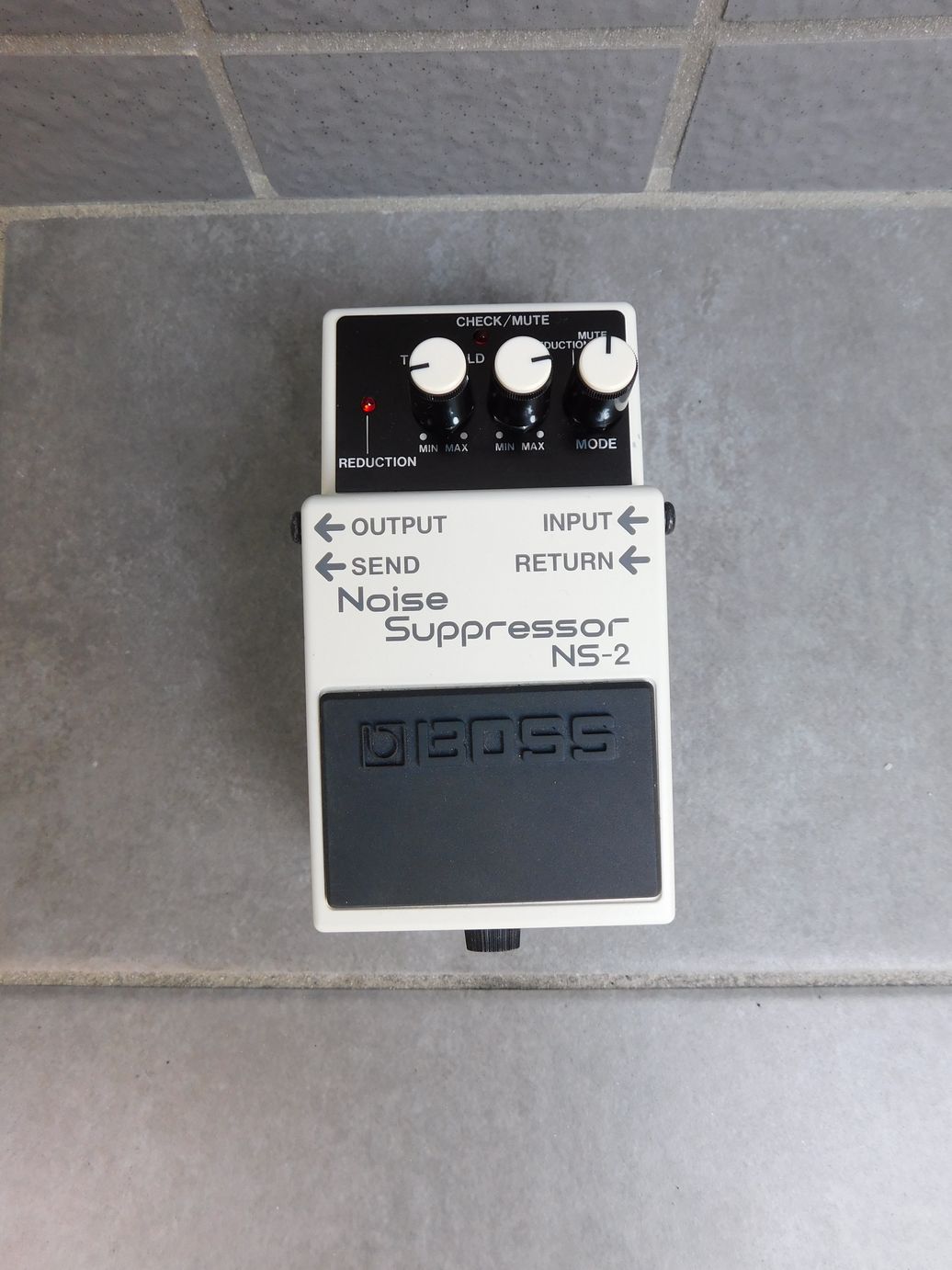 中古　BOSS ボス NS-2 ノイズサプレッサー