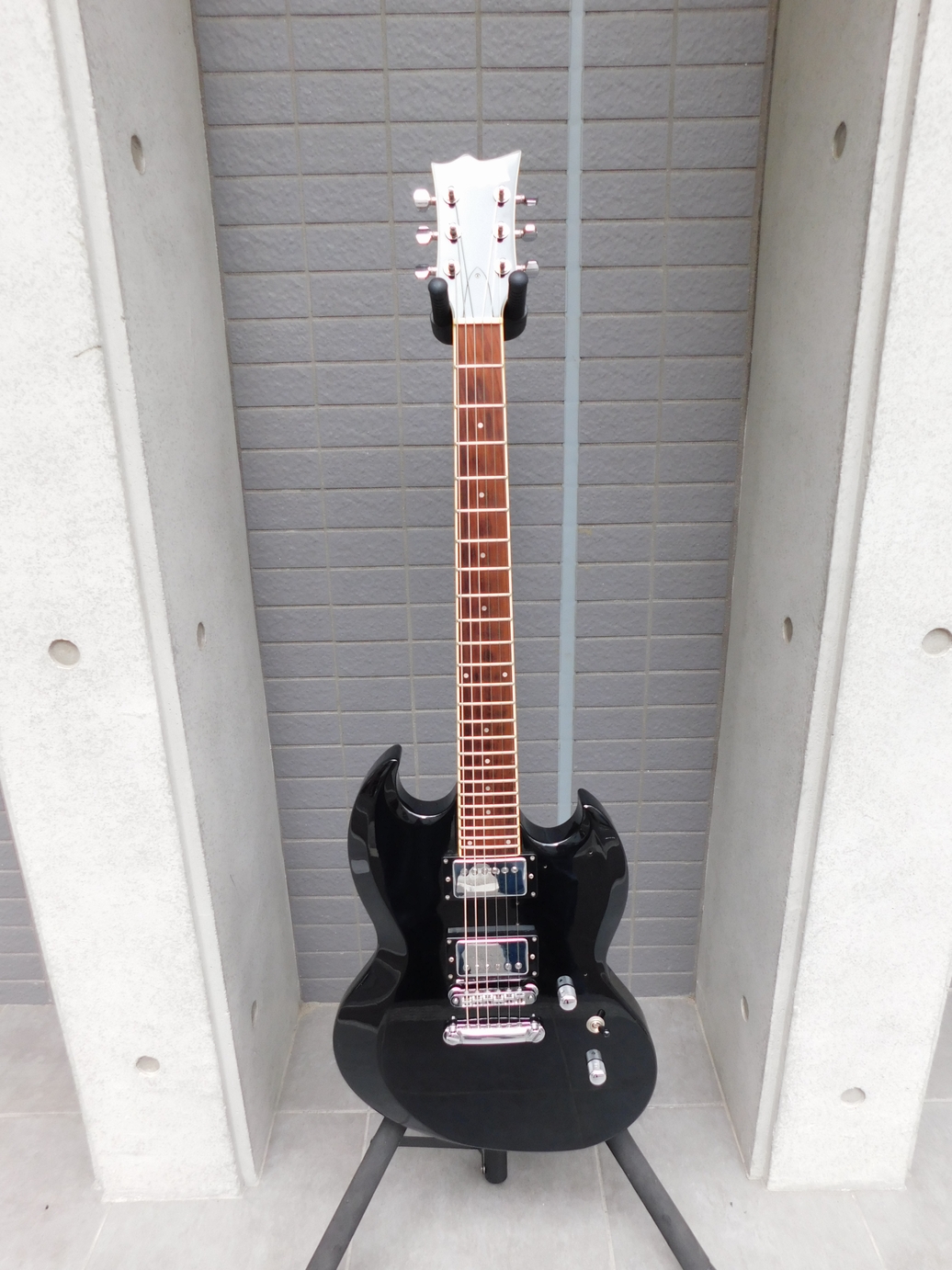 中古　Edwards By ESP エドワーズ E-VP-85 Viper ヴァイパー　ハードケース付き