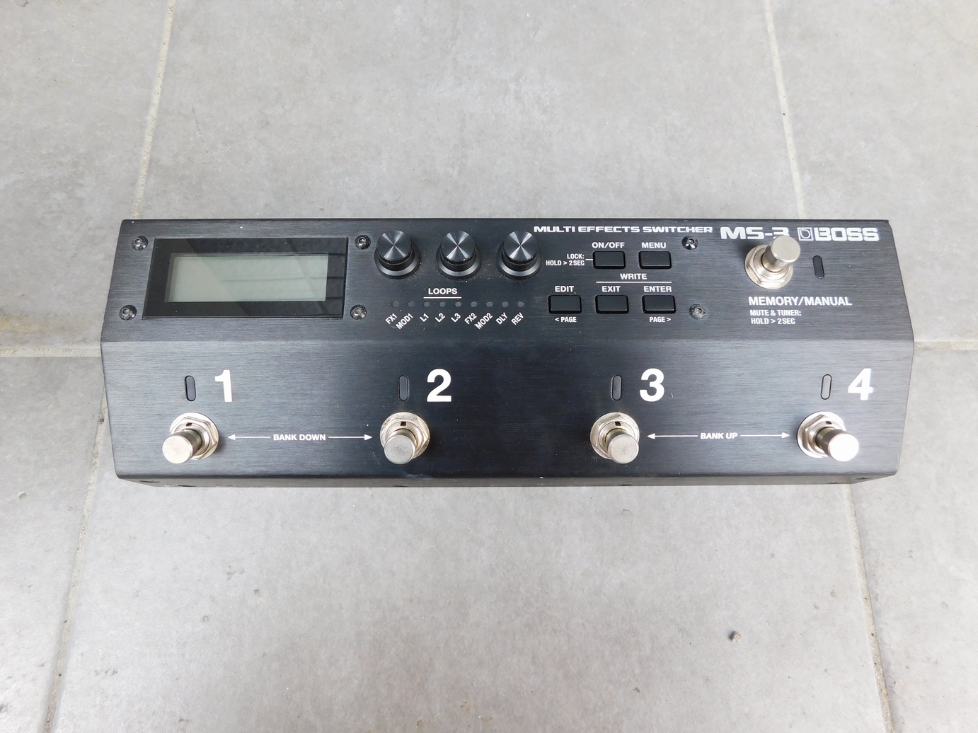 中古　BOSS ボス MS-3 Multi Effects Switcher スイッチャー　アダプター付き