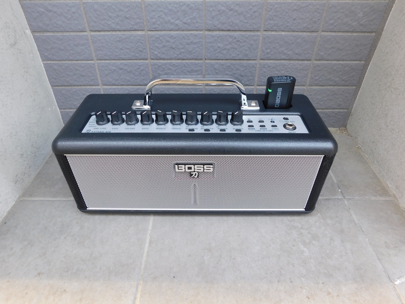中古　BOSS ボス KATANA-AIR-S ワイヤレス ギターアンプ