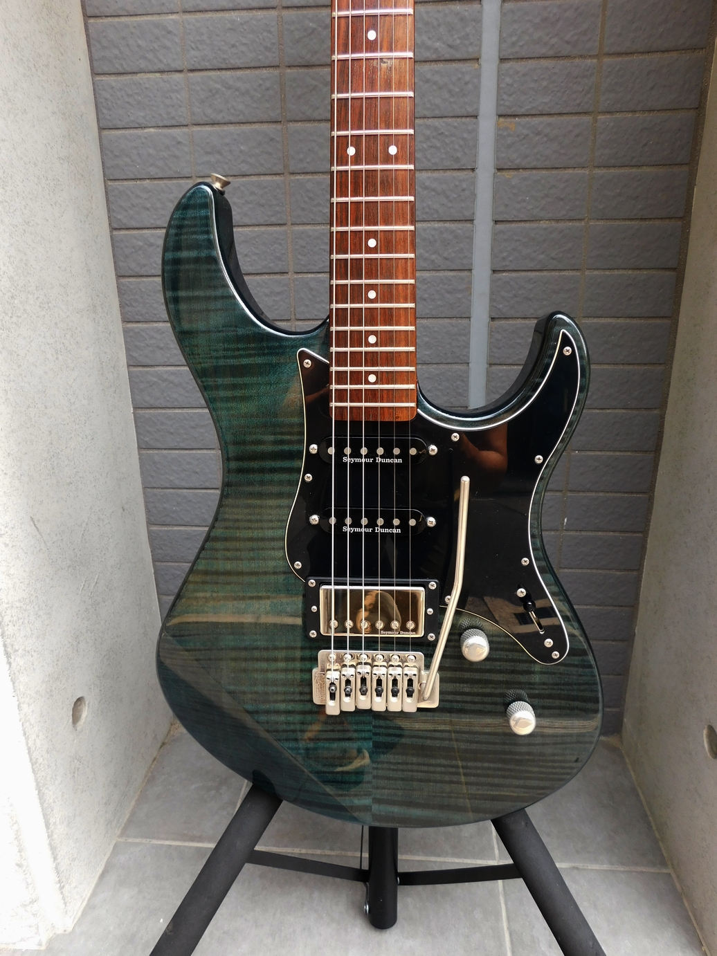 中古　YAMAHA ヤマハ PAC612VIIFM エレキギター PACIFICA　ソフトケース付き