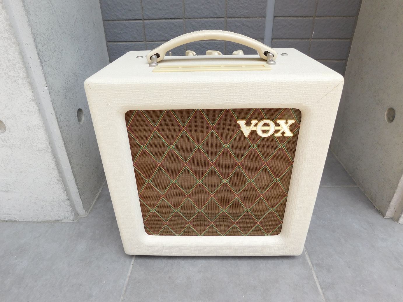 中古　VOX ボックス AC4TV8　チューブアンプ