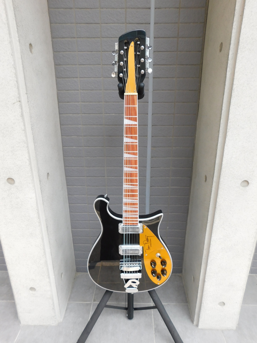 中古　ノーブランド　12弦　エレキギター　ソフトケース付き