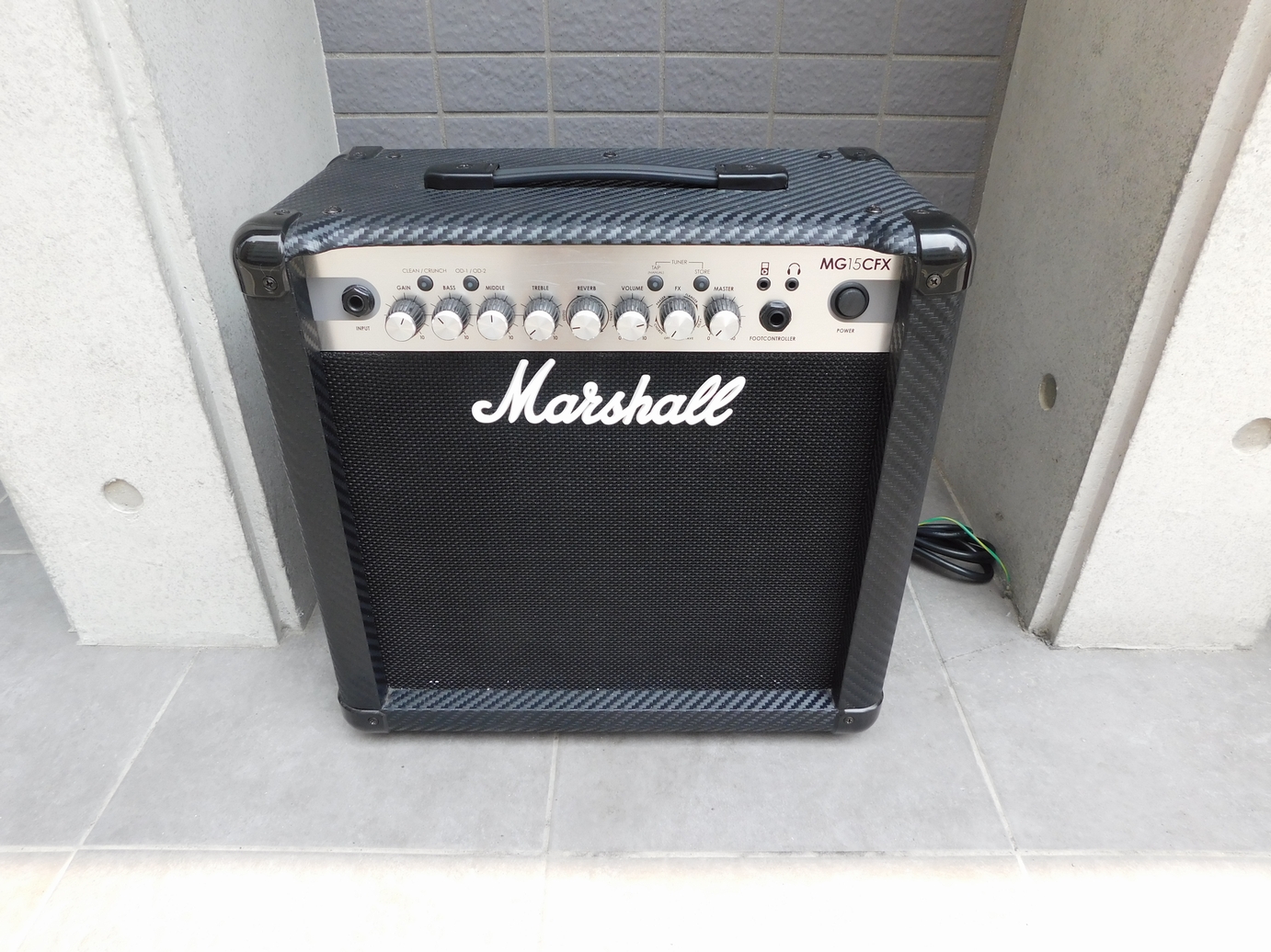 中古　MARSHALL マーシャル MG15CFX　ギターアンプ