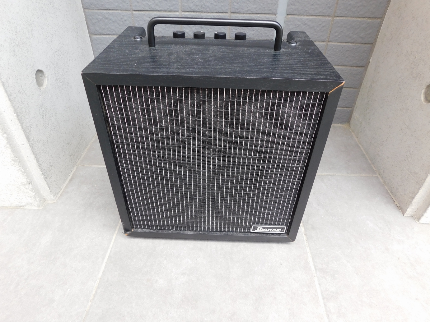 中古　Ibanez アイバニーズ IBZ10GV2　ギターアンプ