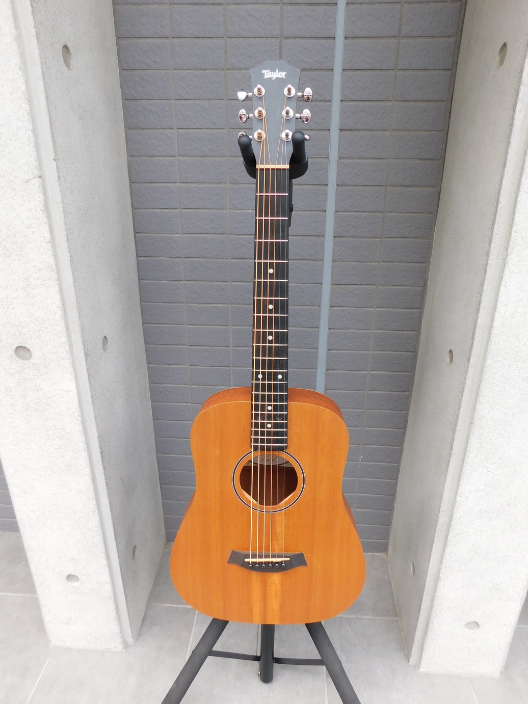 中古　Taylor Guitars テイラー BABY MAHOGANY BT2 ミニアコスティックギター　ギグバック付き
