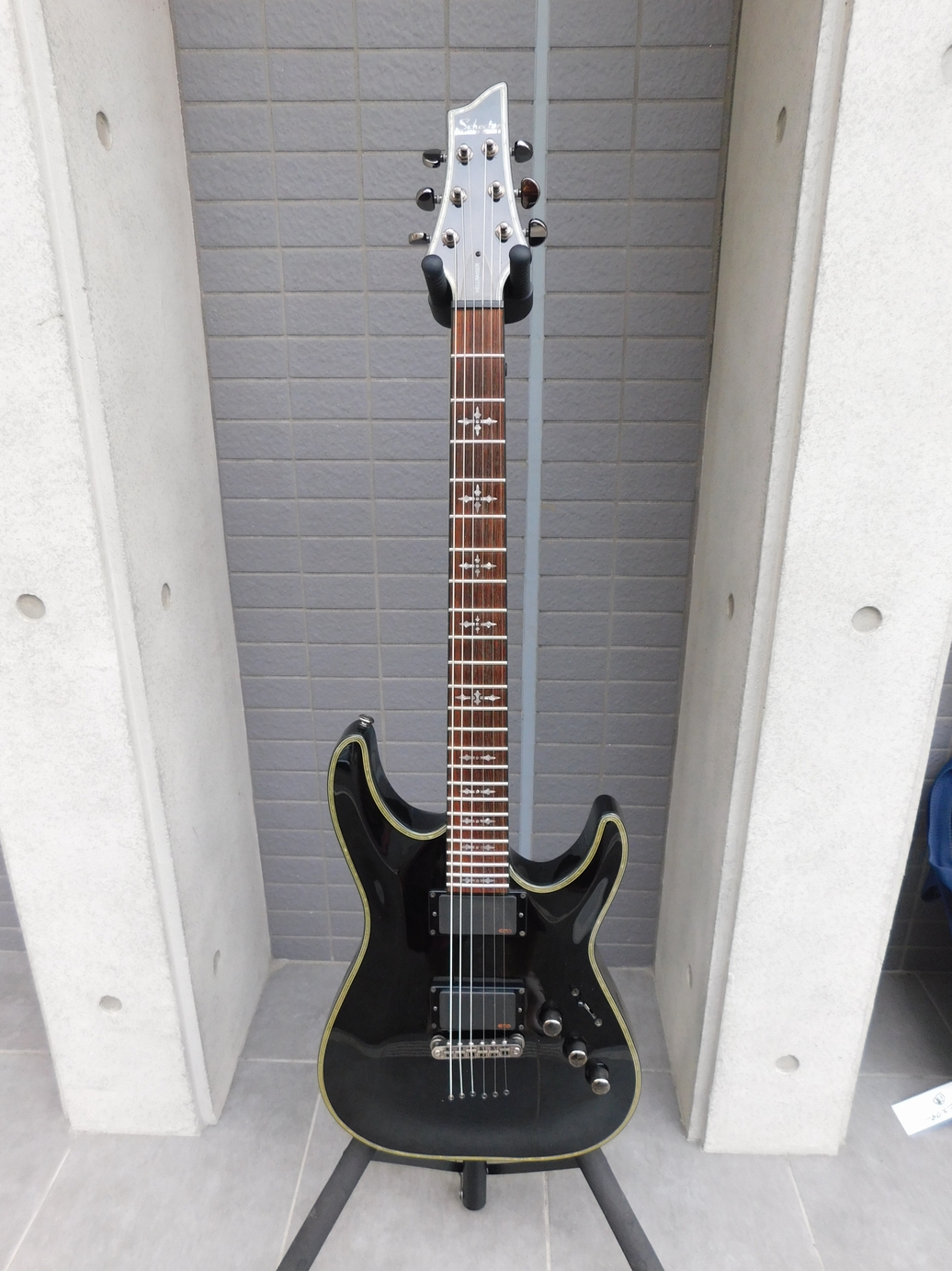 中古 SCHECTER シェクター Diamond Series AD-C-1-HR Hellraiser リッターソフトケース付き