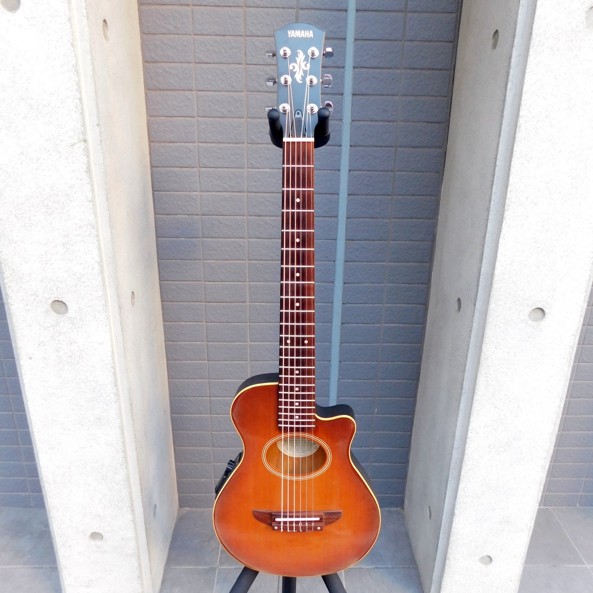 中古　YAMAHA ヤマハ APXT-1NA ミニエレガット ソフトケース付き