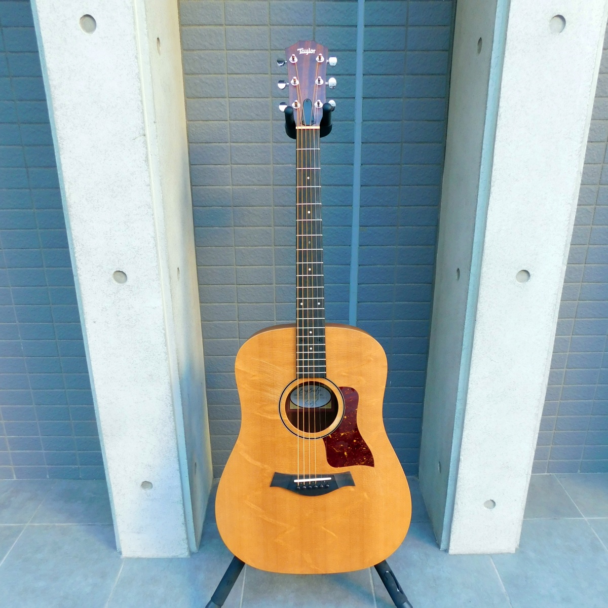 中古　Taylor テイラー Big Baby Taylor BBTe ビッグベイビー エレアコ ギグバック付き