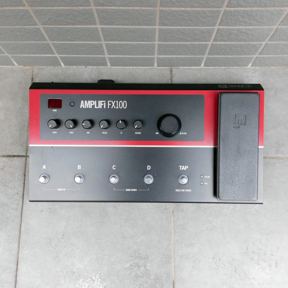 中古　LINE 6 ライン6 AMPLIFi FX100 マルチエフェクター