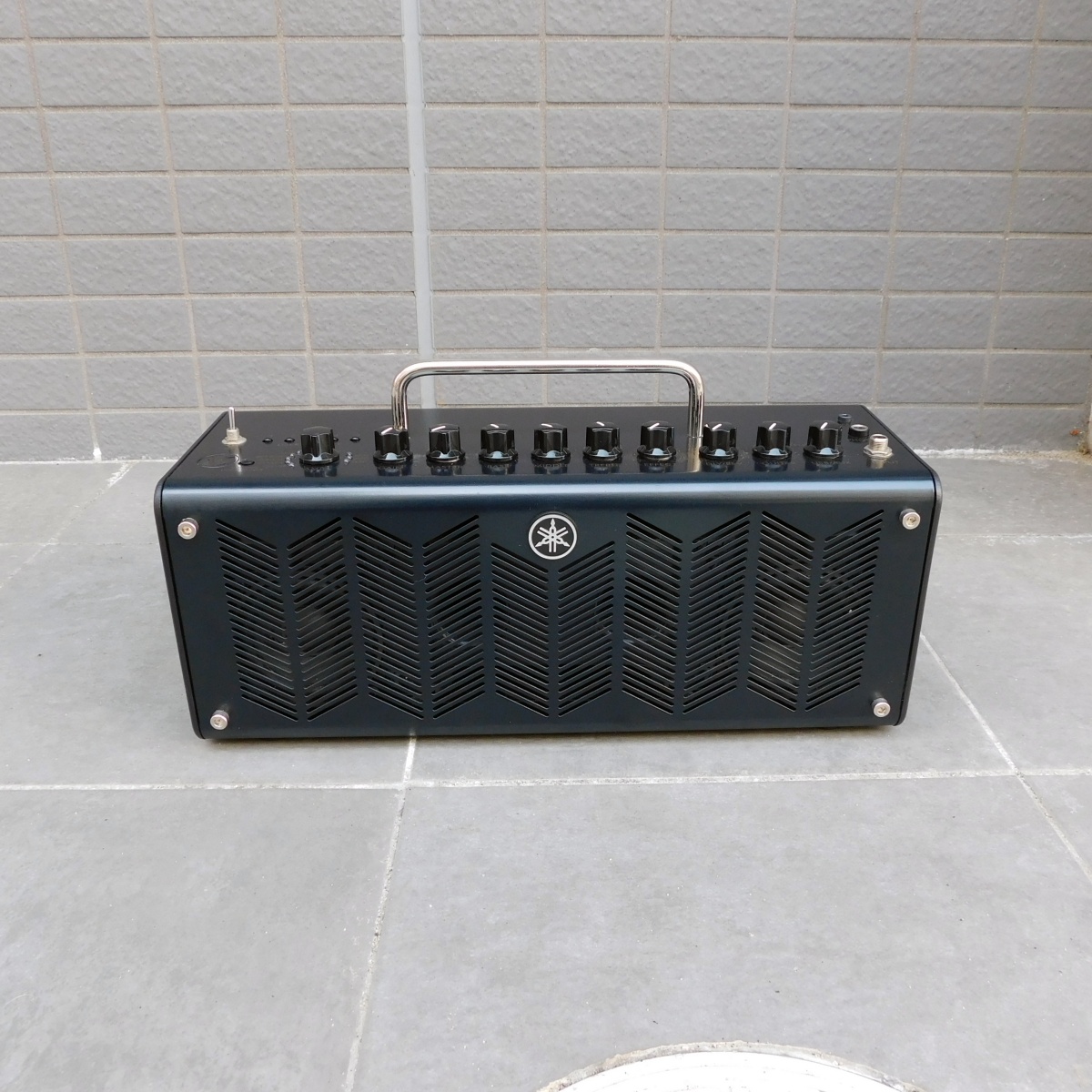 中古　YAMAHA ヤマハ THR10C ギターアンプ アダプター付き